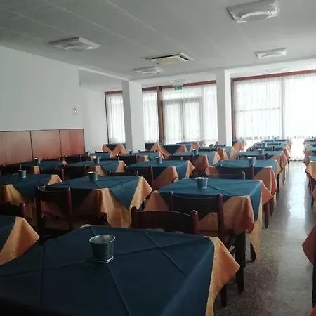Mediterraneo Otel 3*